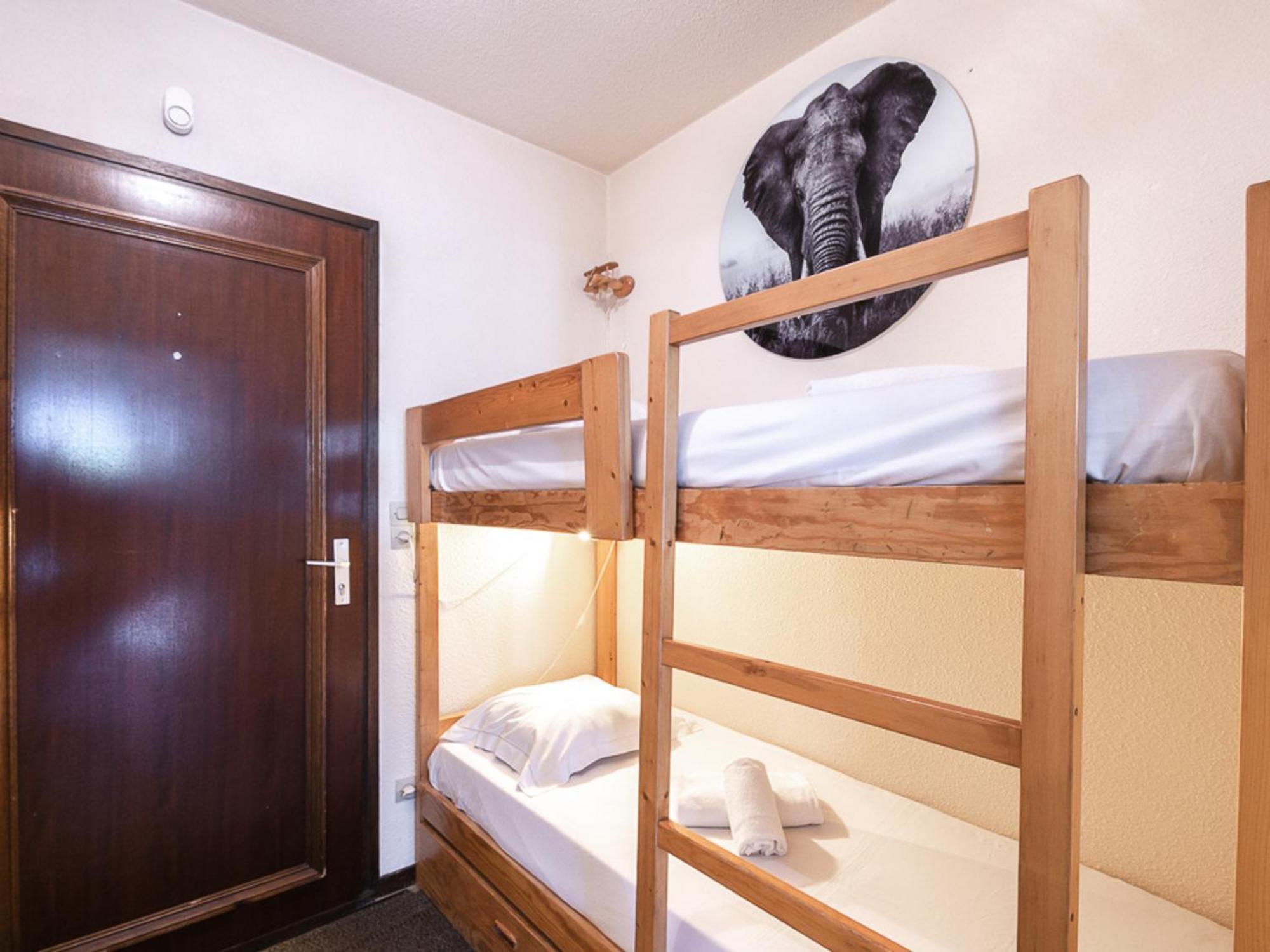 Apartamento : Charmant, Balcon Vue Mont-blanc, Parking, Wifi, Animaux Acceptes - Fr-1-343-221 Chamonix Mont Blanc